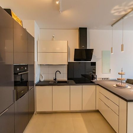 Flexible Selfcheckins 25 - Zagreb - Garage - Loggia - New - Luxury Apartment Exterior photo